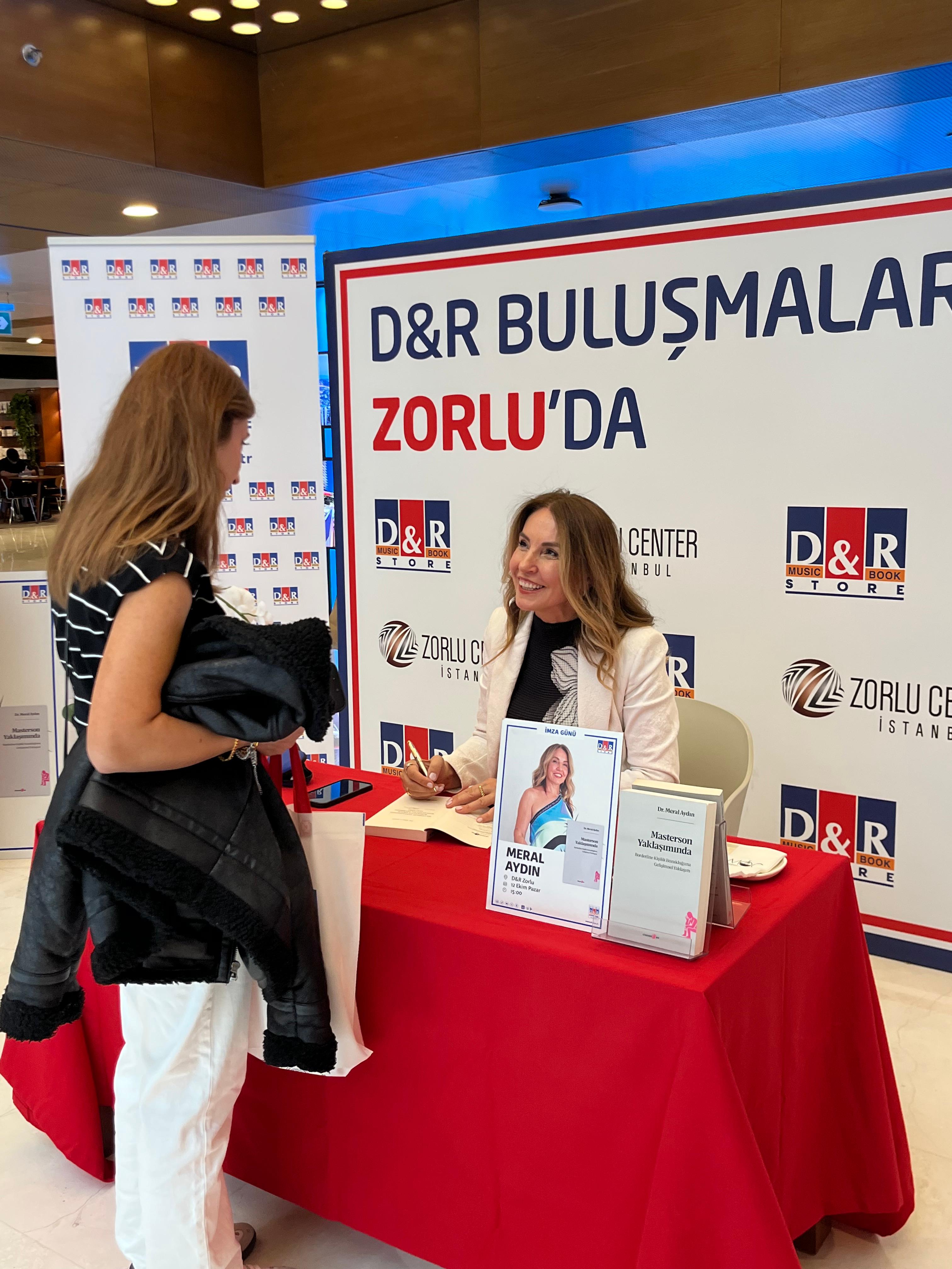 Dr. Meral Aydın ile D&R İmza Günü